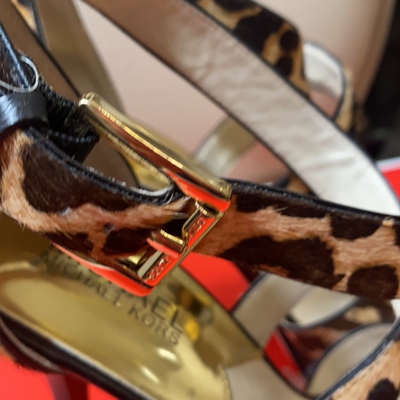 Michael Kors real fur high heel beautiful brand new. - Picture 9 of 11